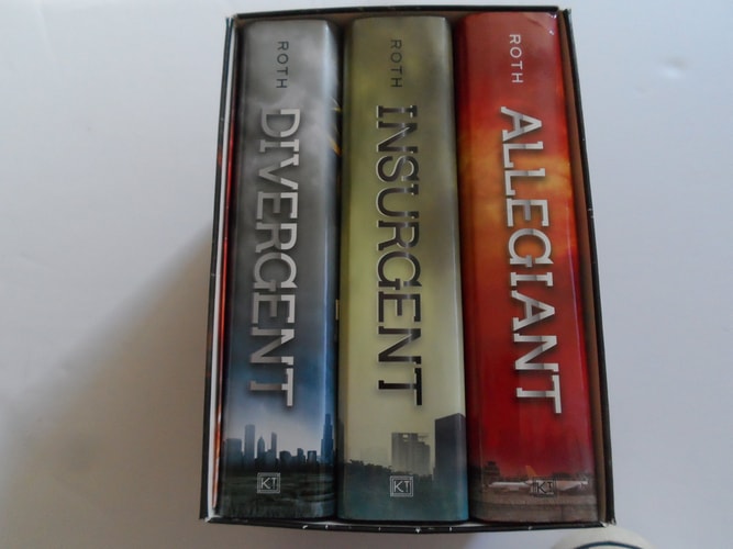 Veronica Roth - Divergent Series Complete Box Set