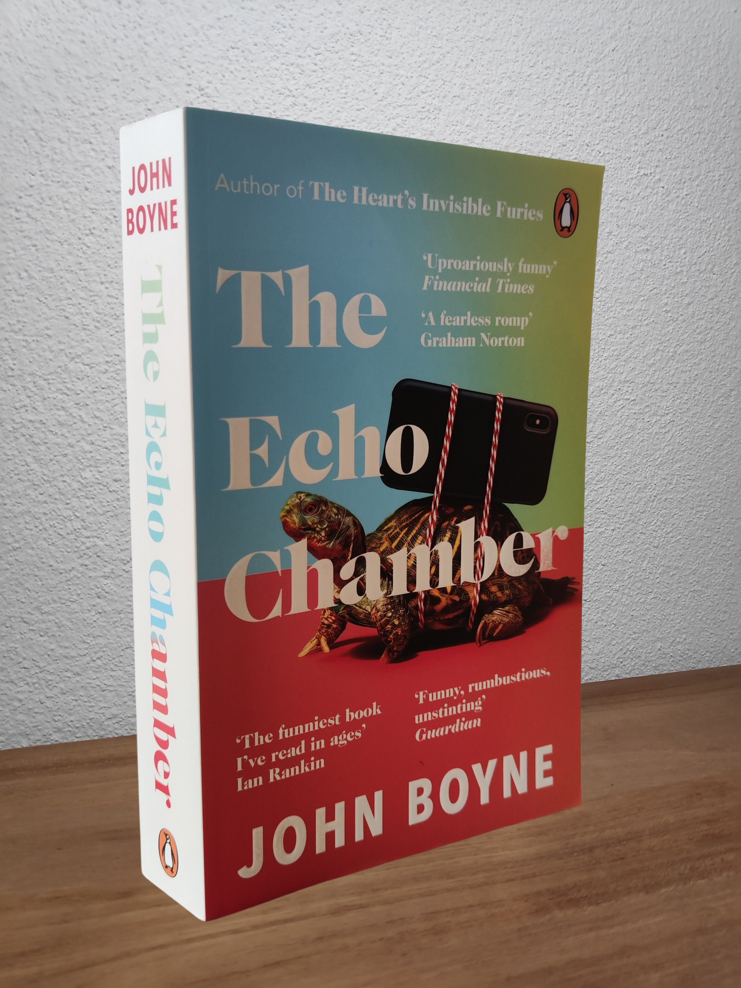 John Boyne - The Echo Chamber - Second-hand english book to deliver in Zurich & Switzerland