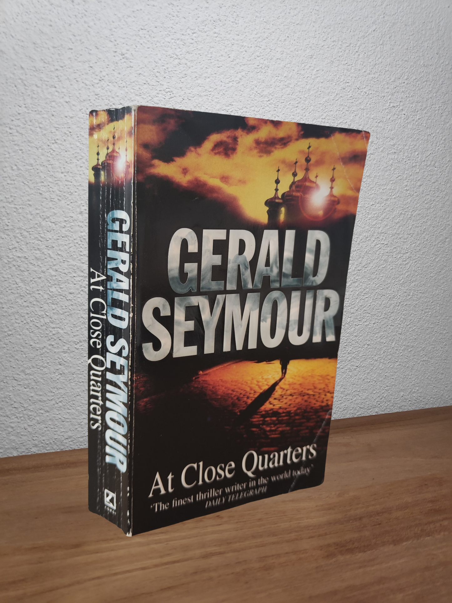 Gerald Seymour - At Close Quarters