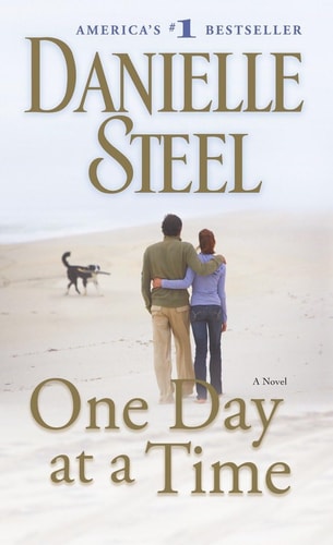 Danielle Steel - One Day at a Time: A Novel