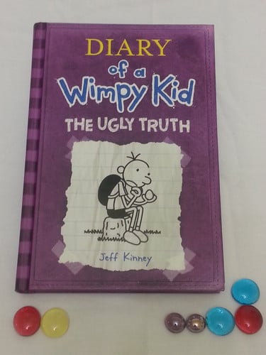 Kinney, Jeff - The Ugly Truth (Diary of a Wimpy Kid, Book 5)