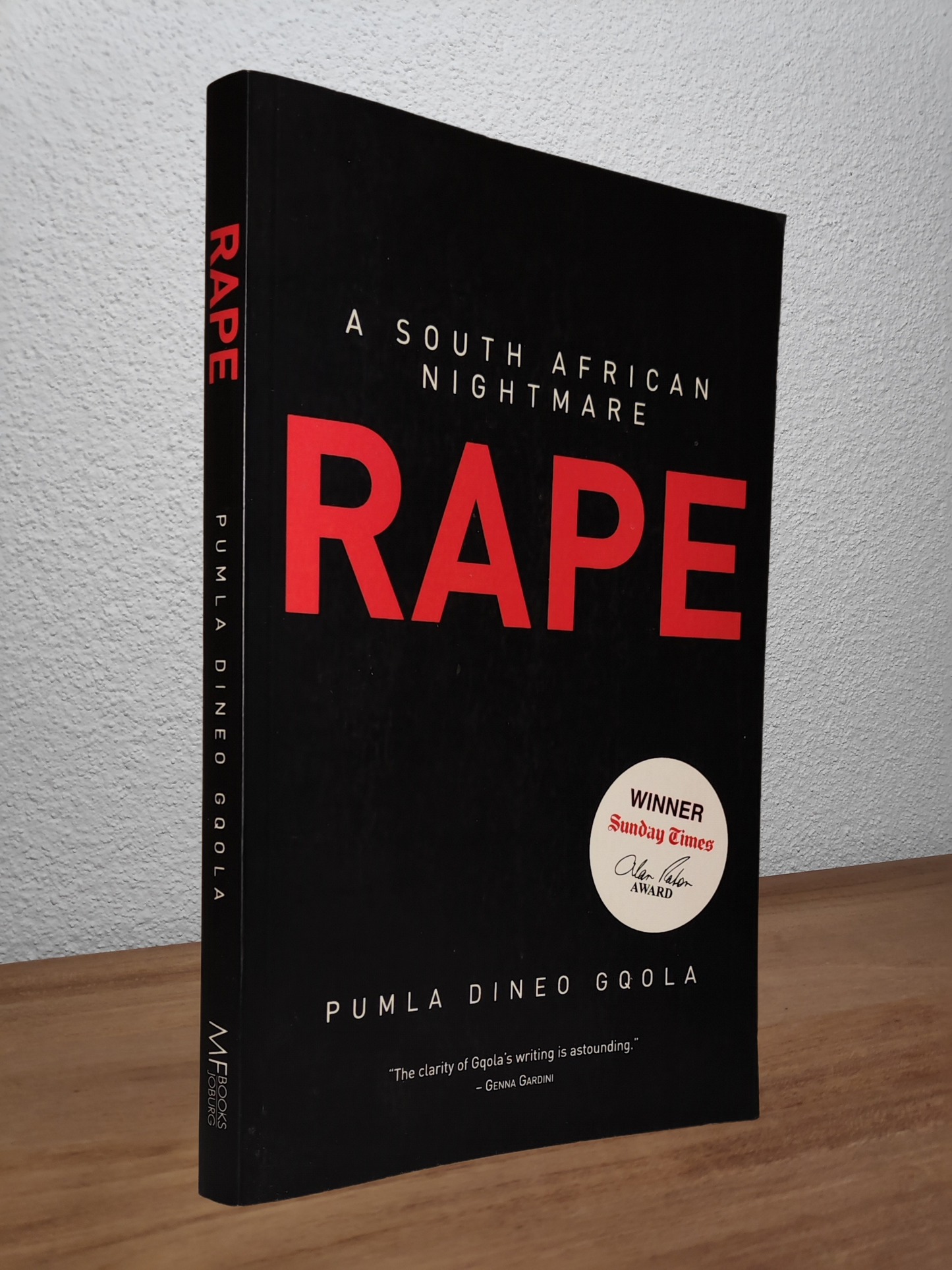 Pumla Dineo Gqola - Rape: A South African Nightmare  - Second-hand english book to deliver in Zurich & Switzerland