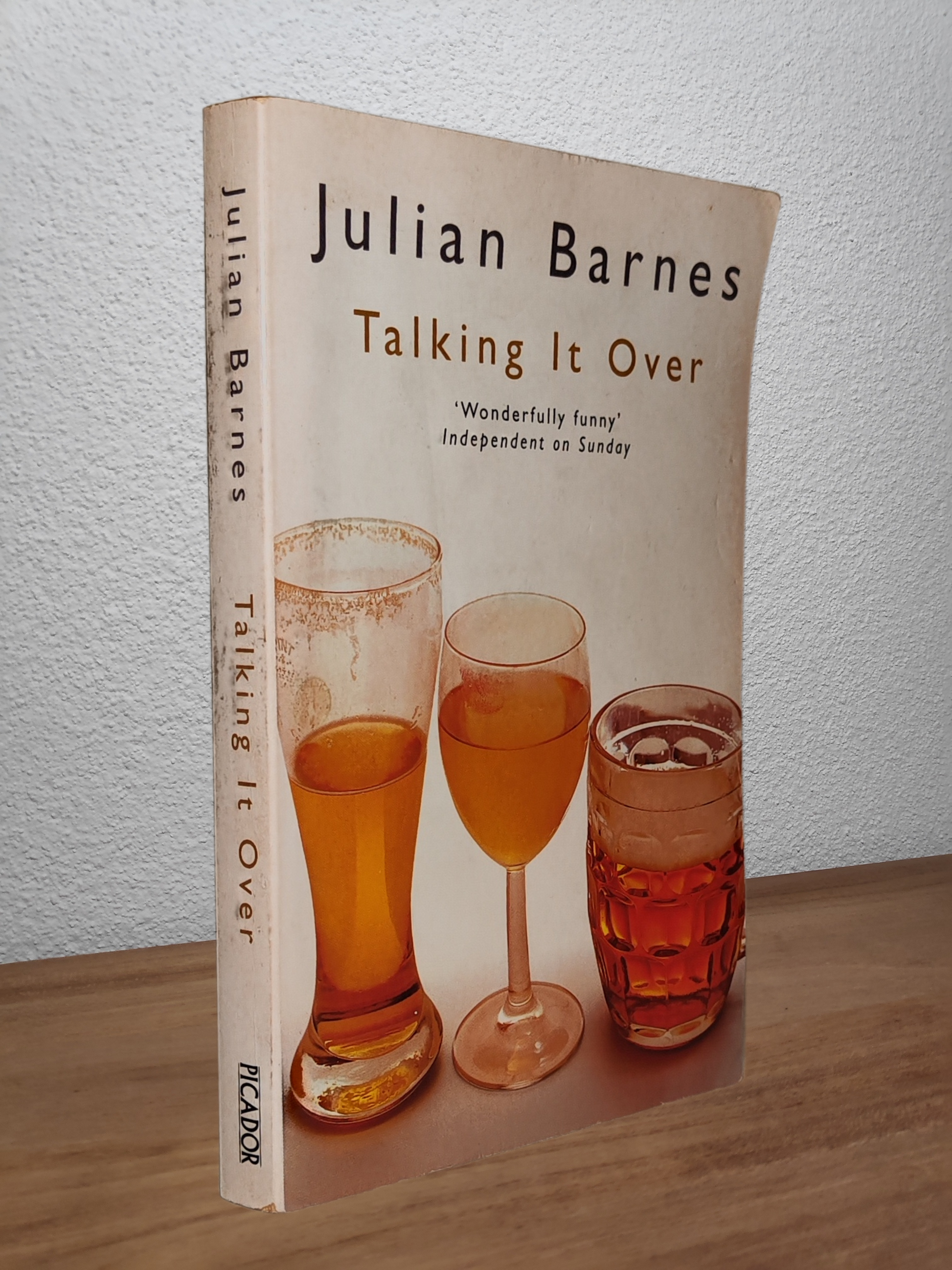 Julian Barnes - Talking It Over  - Second-hand english book to deliver in Zurich & Switzerland