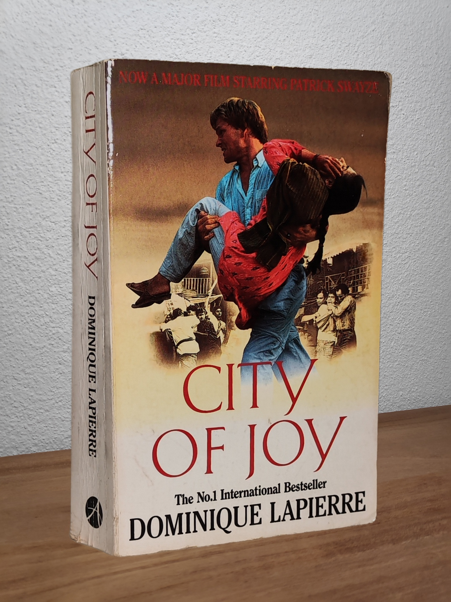 Dominique LaPierre - City of Joy   - Second-hand english book to deliver in Zurich & Switzerland